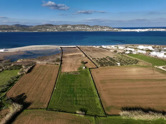 Sunset Coast – Land in Paros