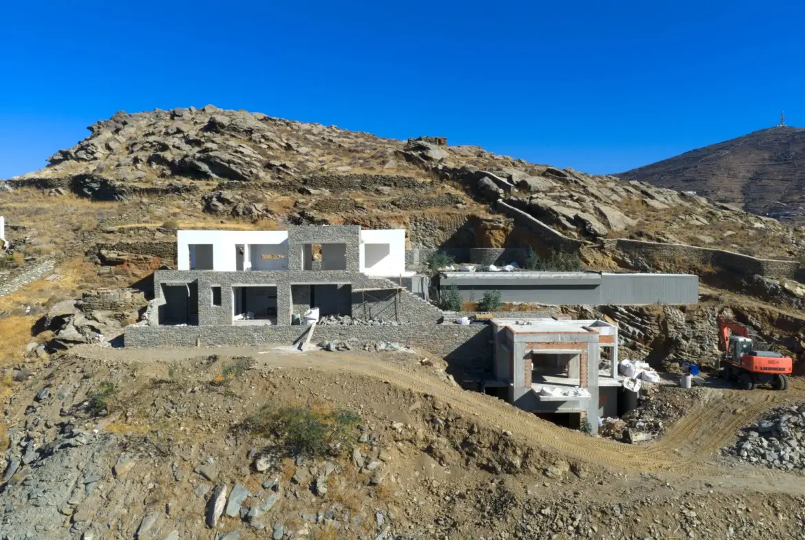 Raina – House in Tinos