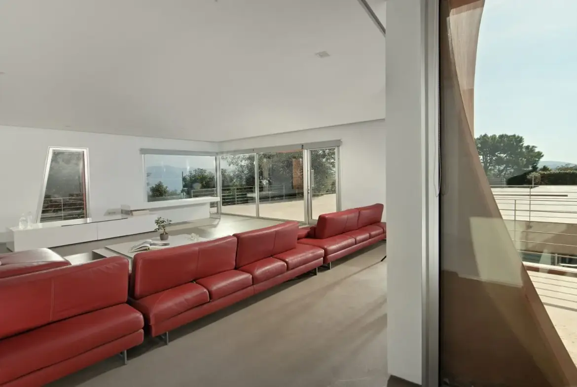 Roubia – House in Eubea