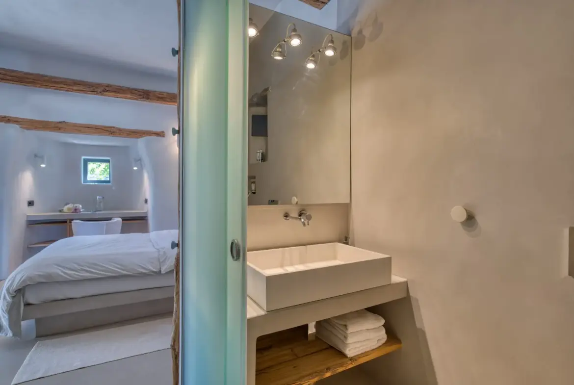 Delphis – House in Paros