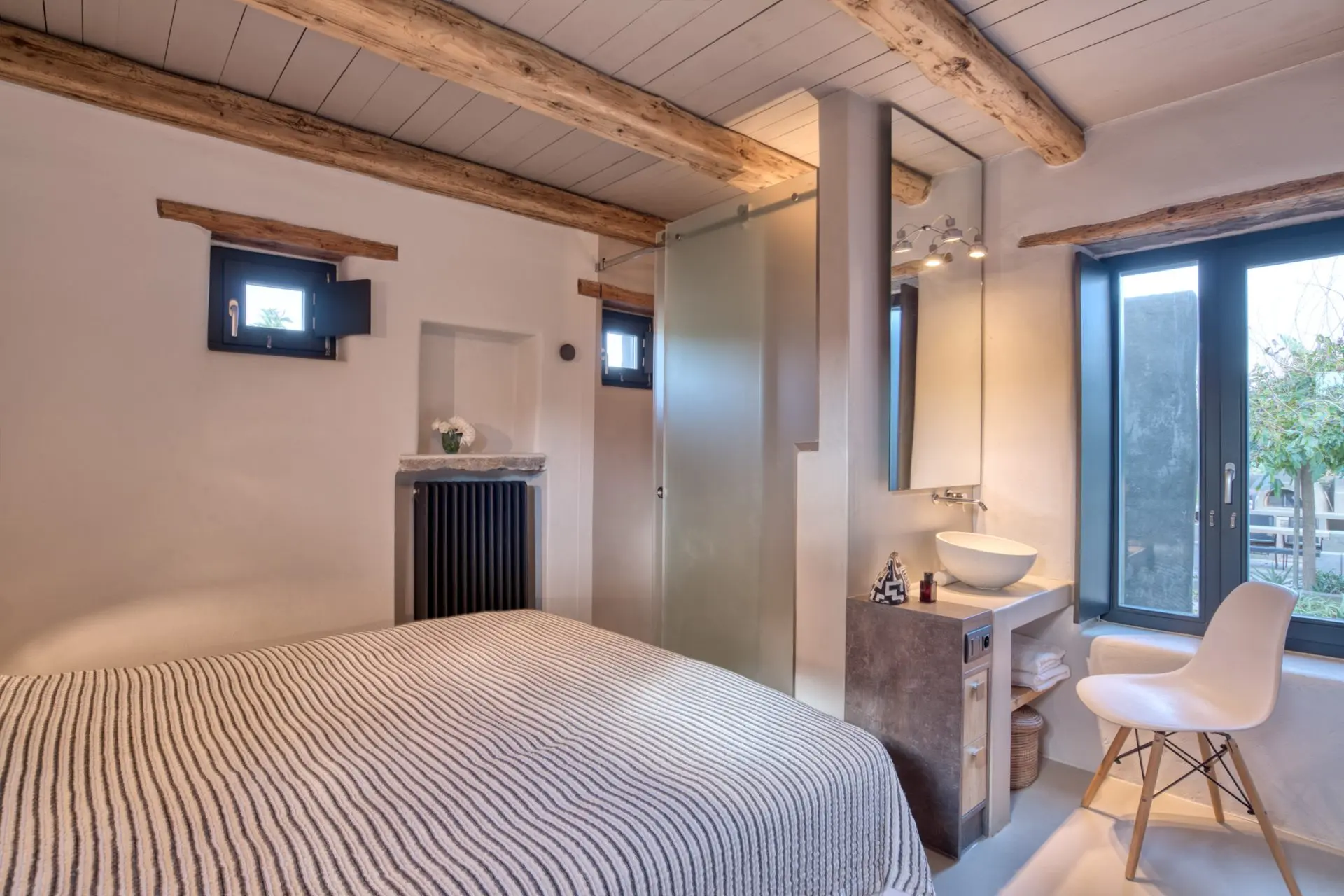 sothebys-greece-roxanne-2024-11-13_15-15-53_093109 Delphis – House in Paros