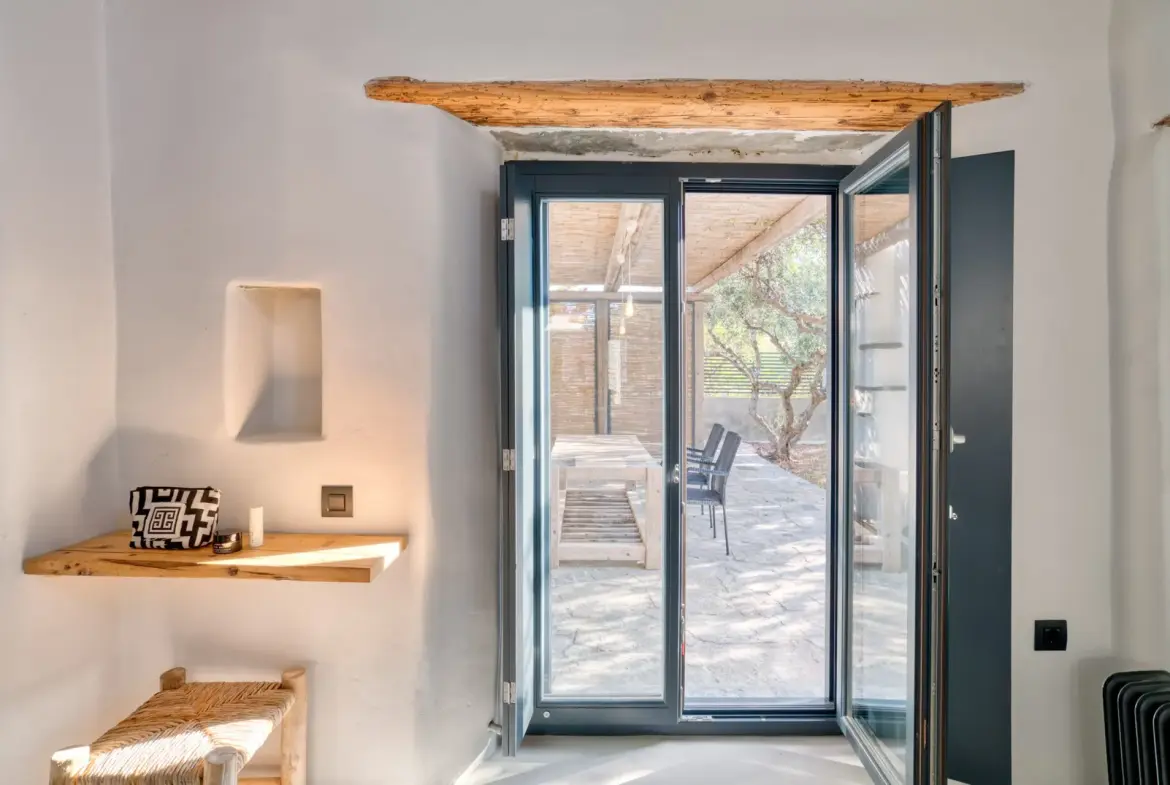 Delphis – House in Paros