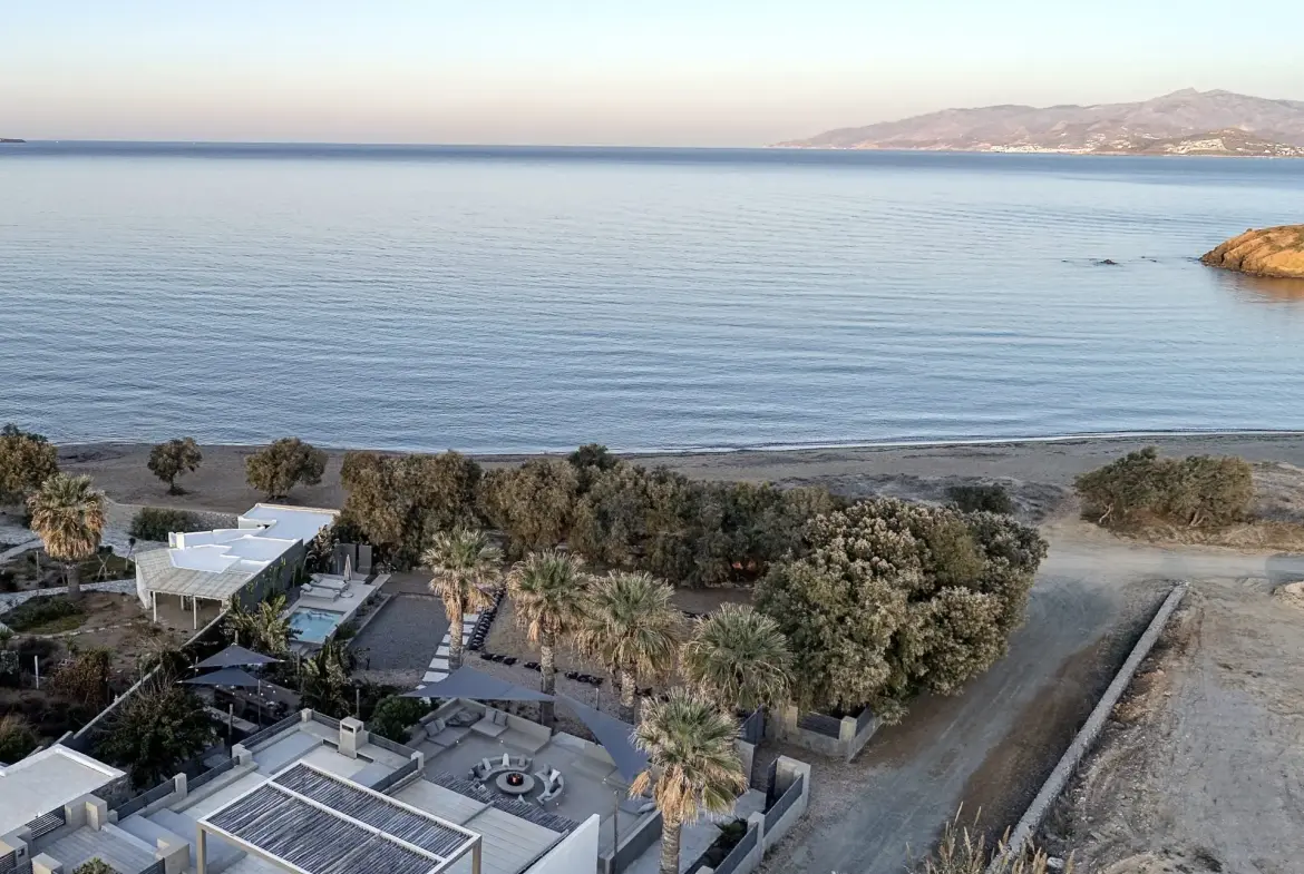 Delphis – House in Paros
