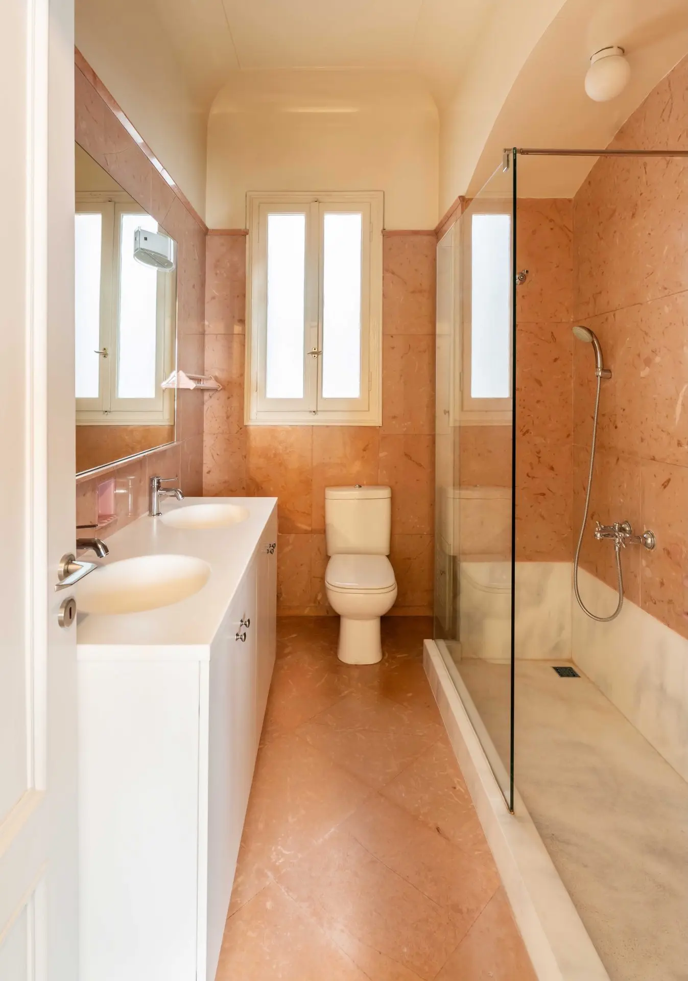 Royale – Apartment in Athens