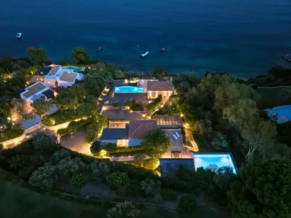 Seaside Vista – House in Skiathos