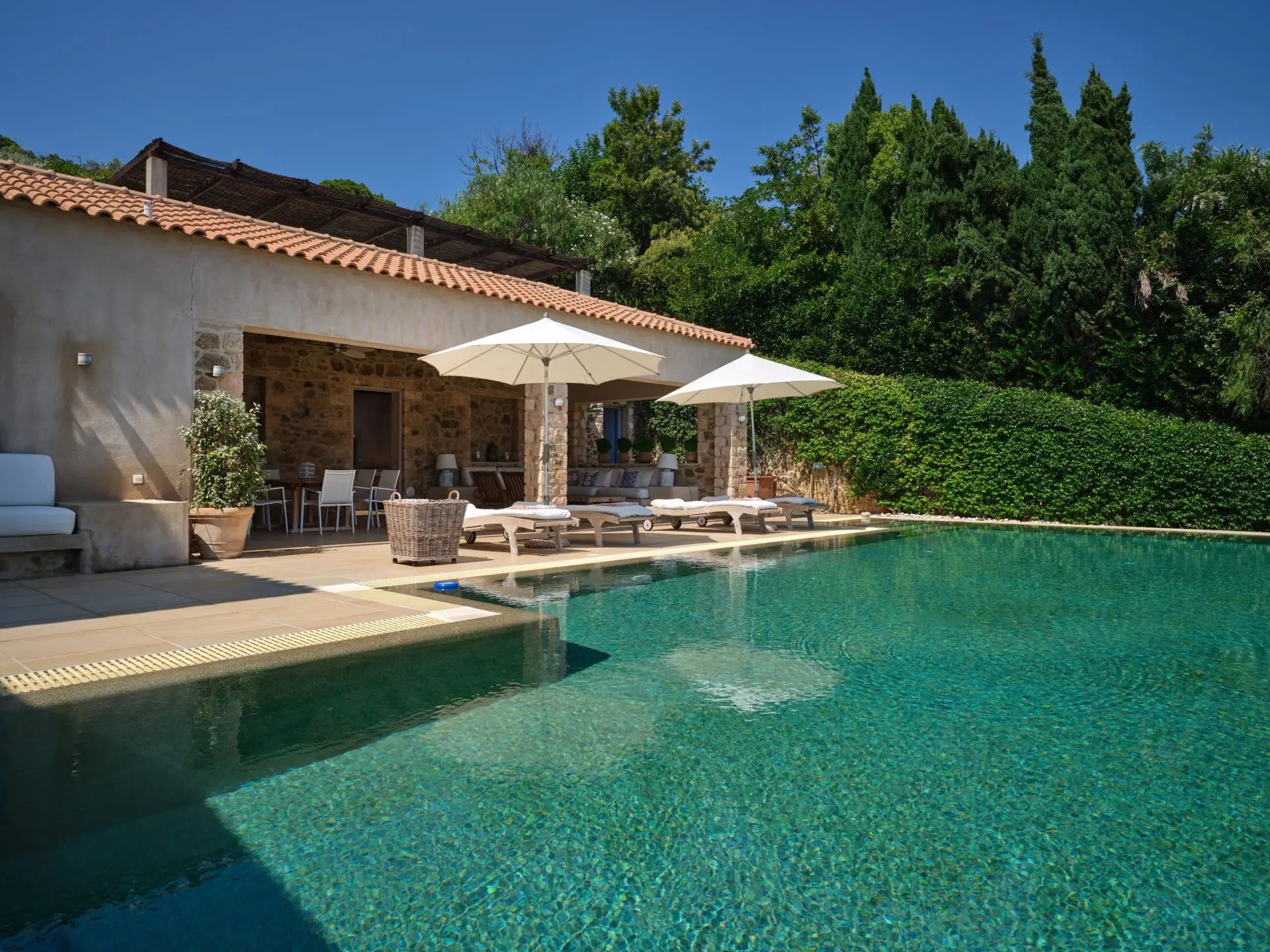 Seaside Vista – House in Skiathos