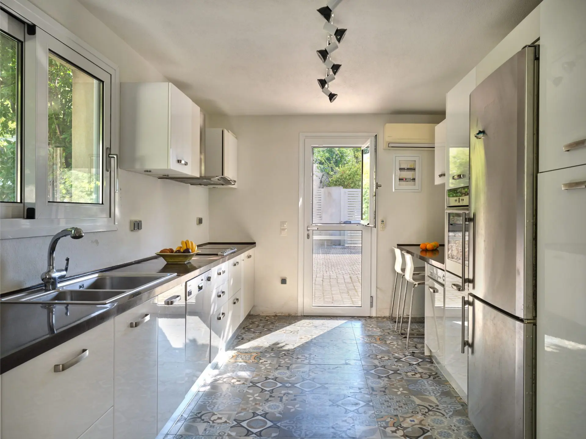 Seaside Vista – House in Skiathos