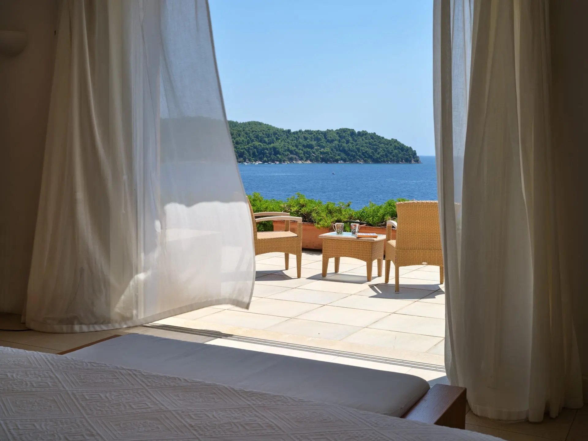 Seaside Vista – House in Skiathos