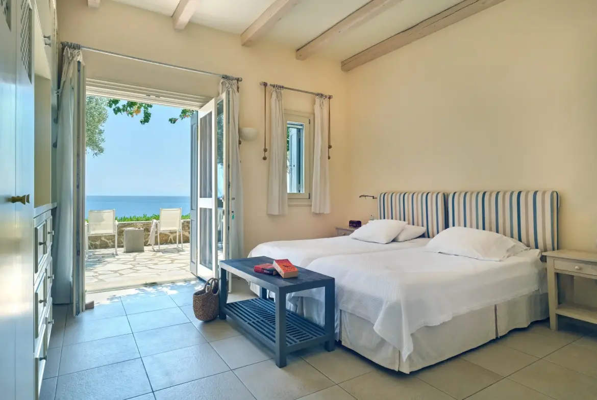 Seaside Vista – House in Skiathos