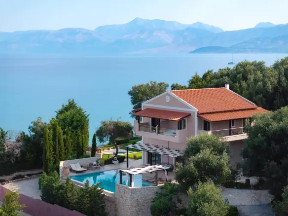 Seawave – House in Corfu