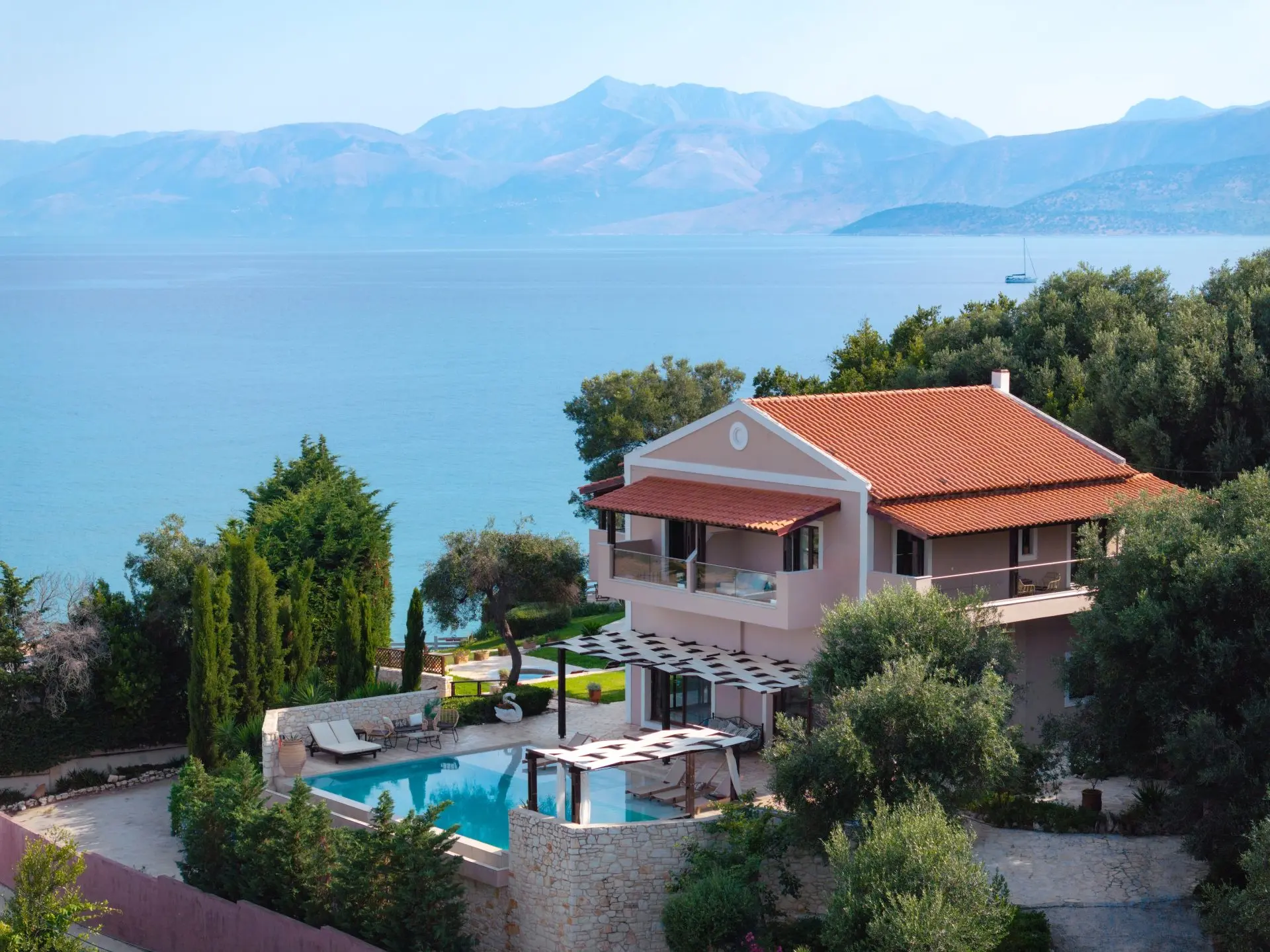 sothebys-greece-seawave-2026-08-04_08-11-01_793042 Seawave – House in Corfu