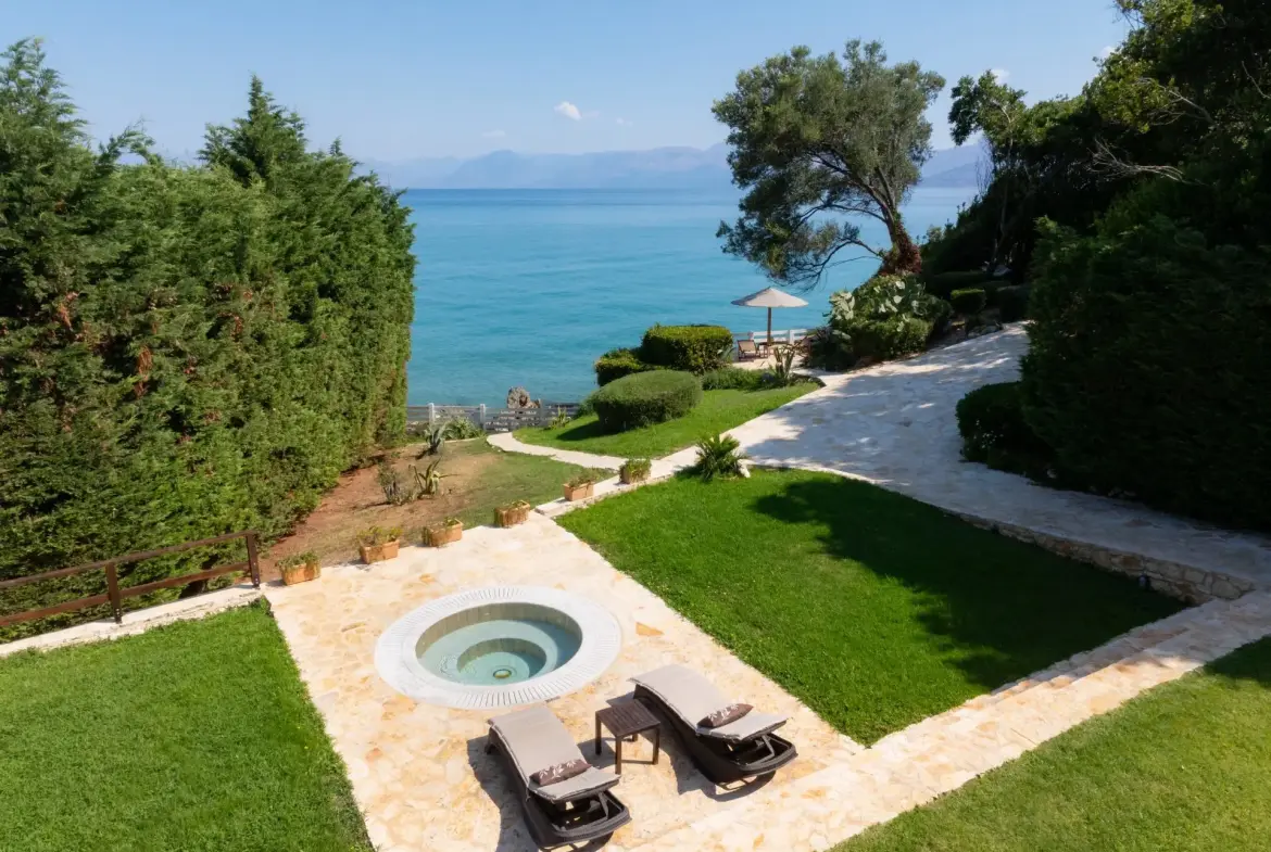 Seawave – House in Corfu