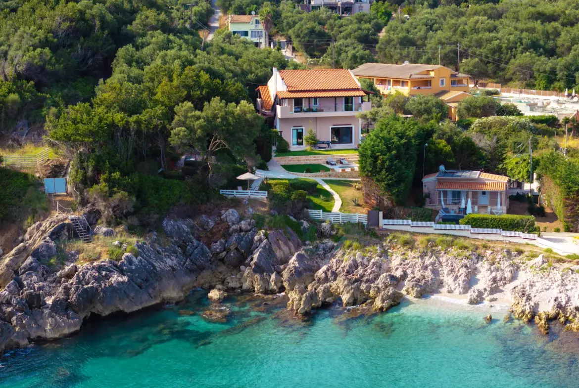 Seawave – House in Corfu