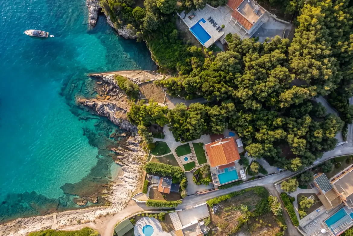 Seawave – House in Corfu