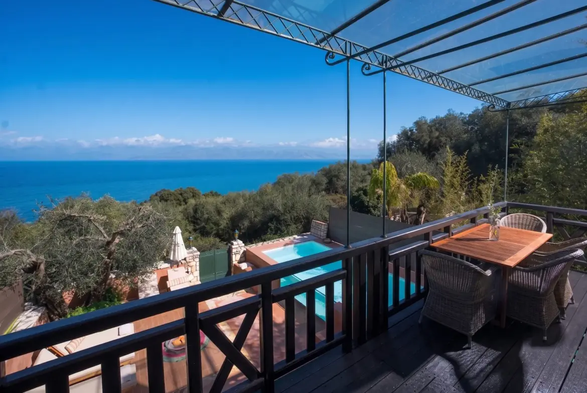 Seelay – House in Corfu