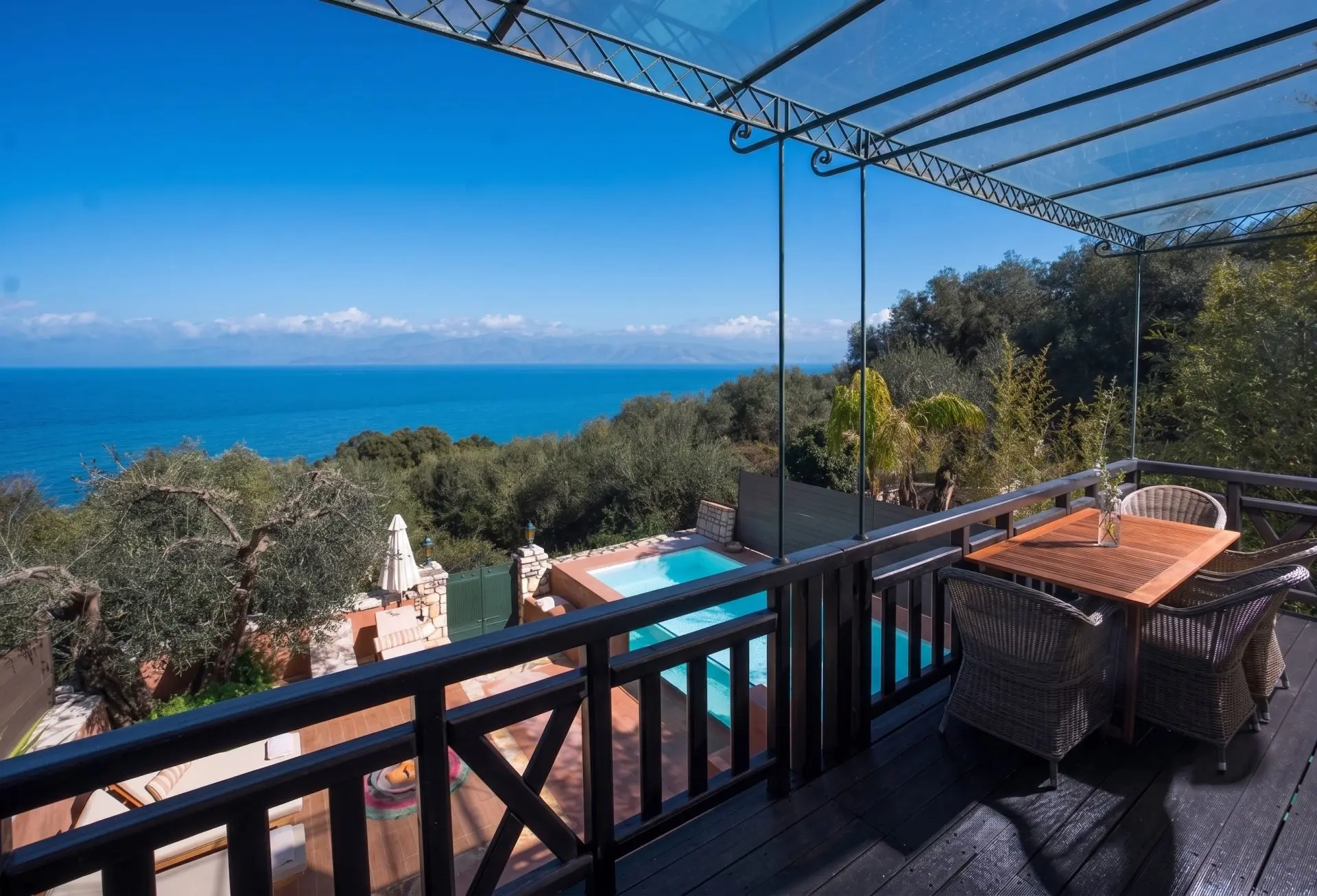 Seelay – House in Corfu