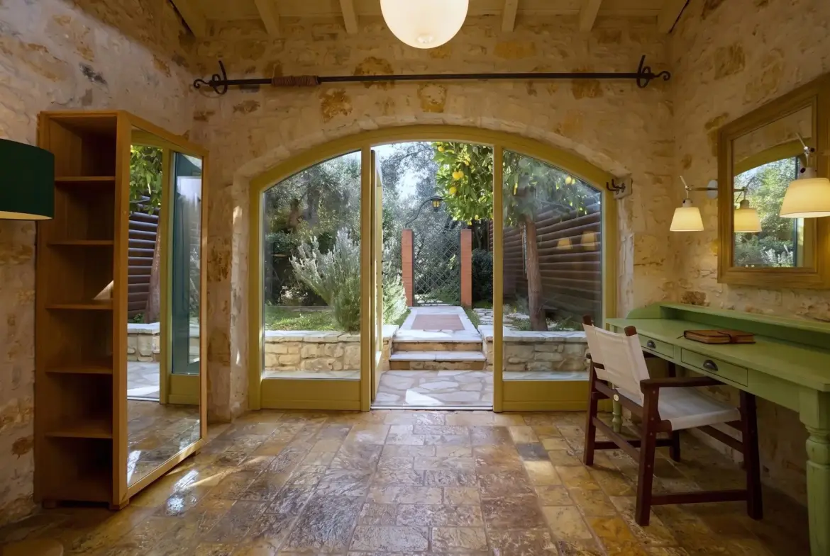 Seelay – House in Corfu