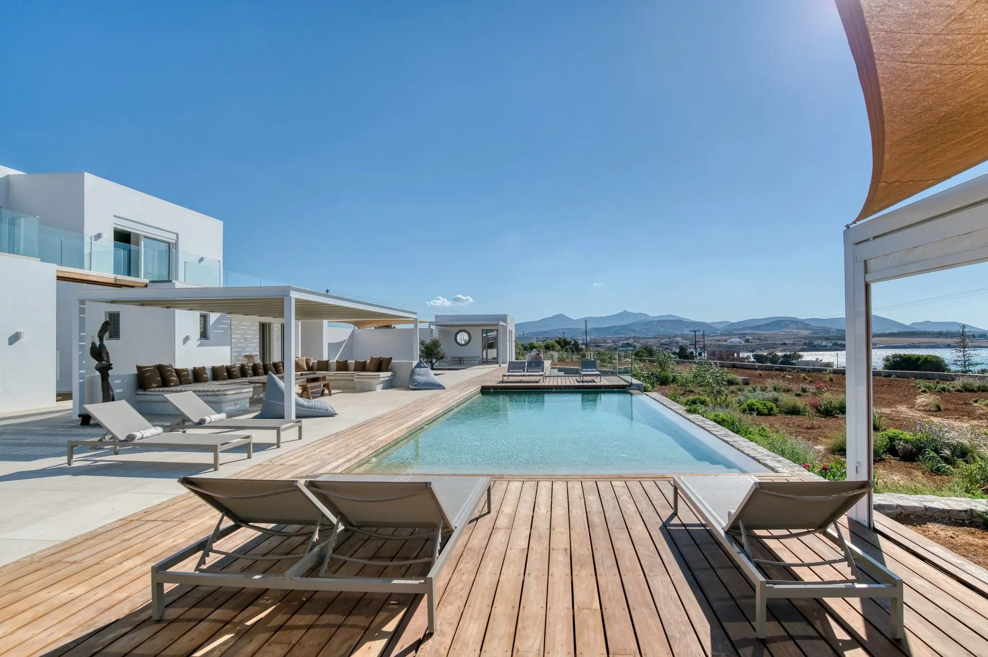 Selene – House in Paros