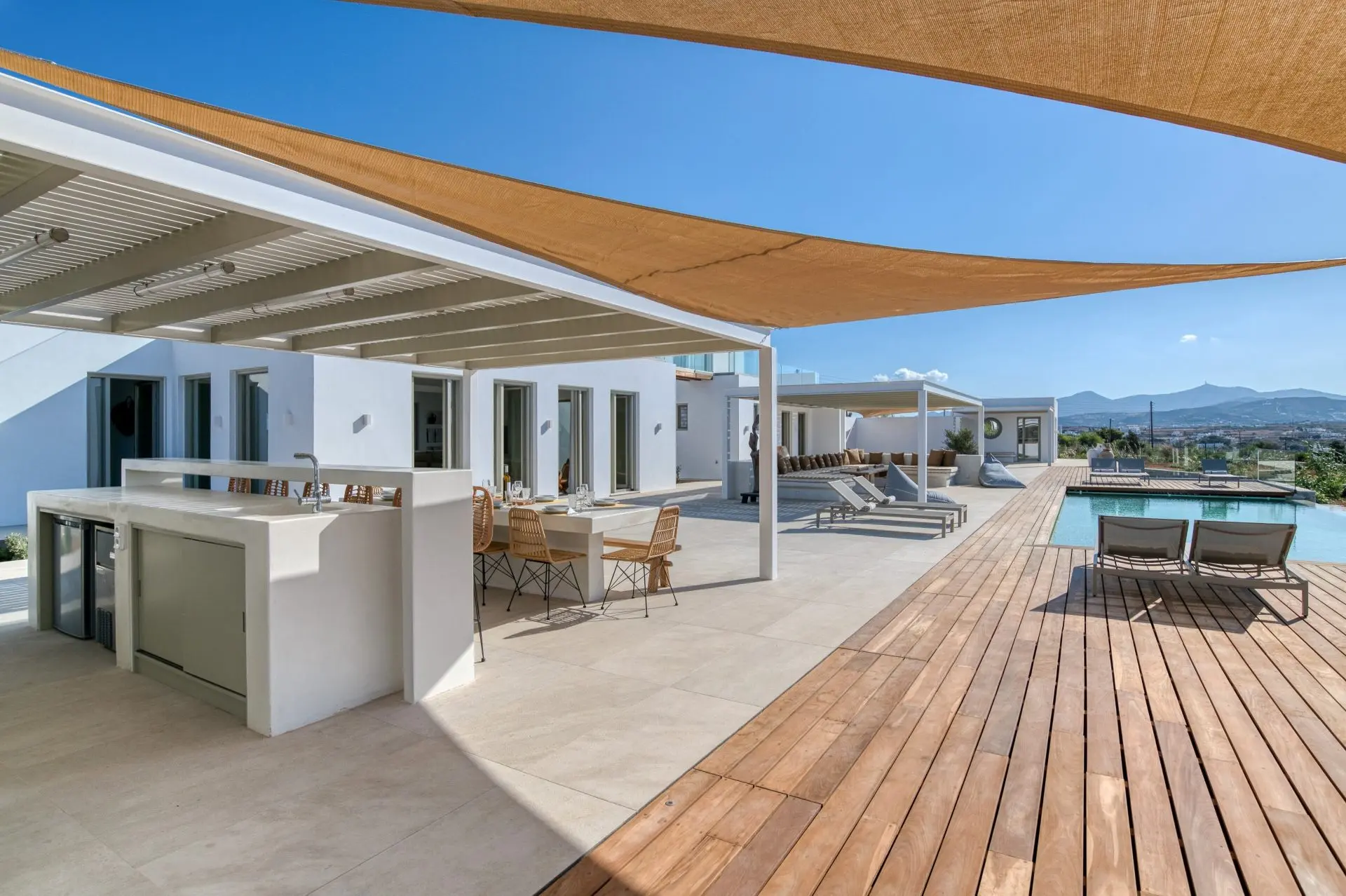 Selene – House in Paros