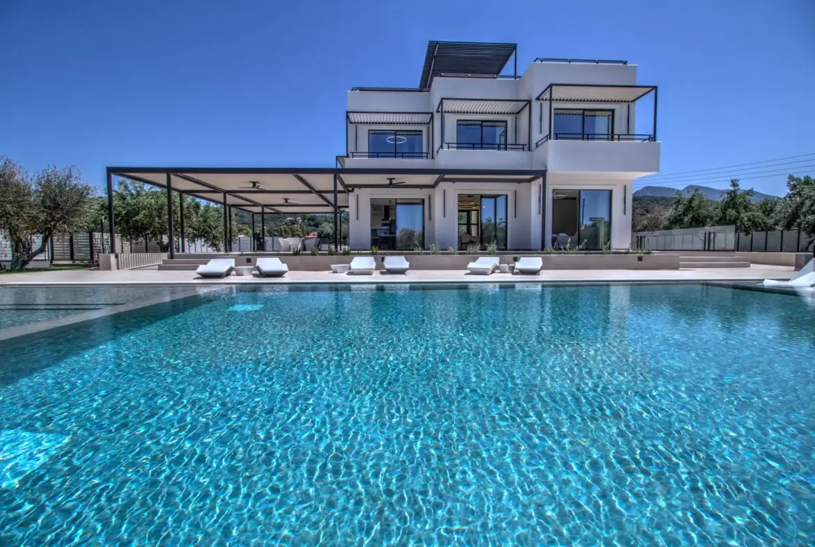 Mistral – House in Corfu