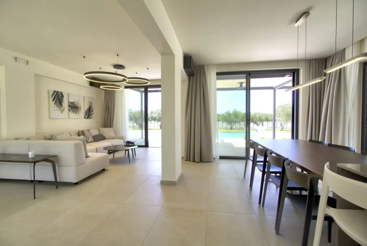 Mistral – House in Corfu