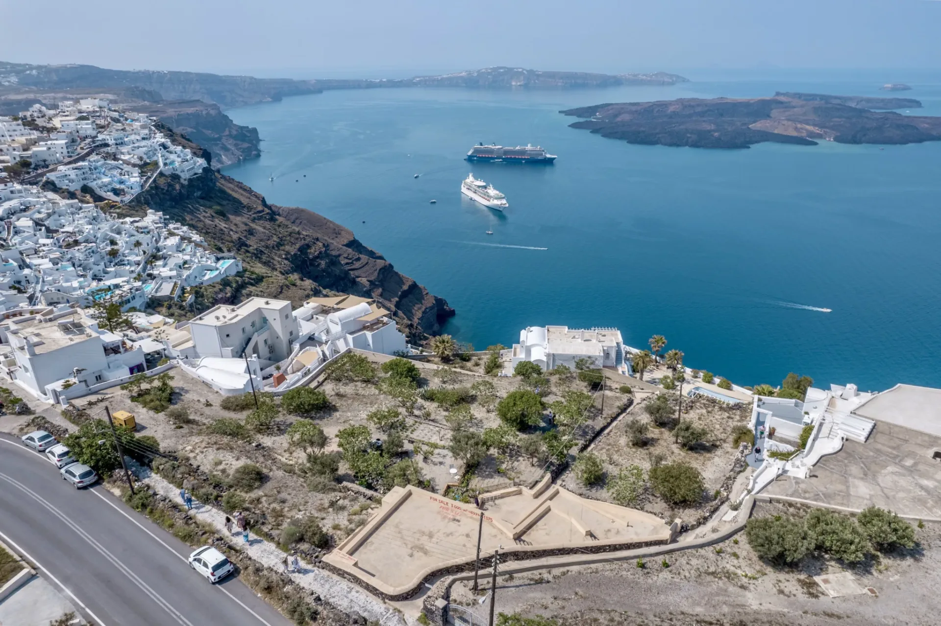 Sonnet – Land in Santorini