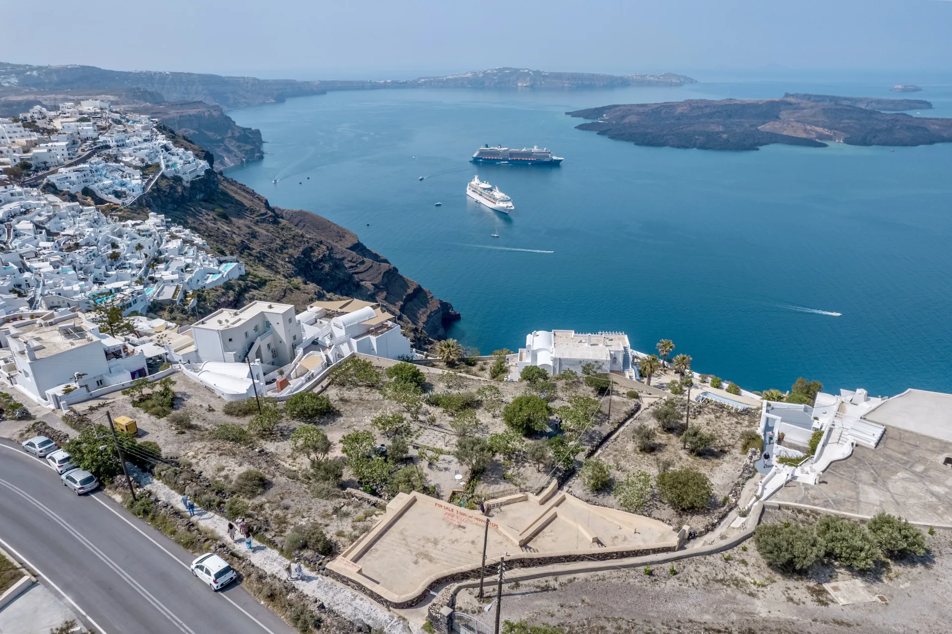 Sonnet – Land in Santorini