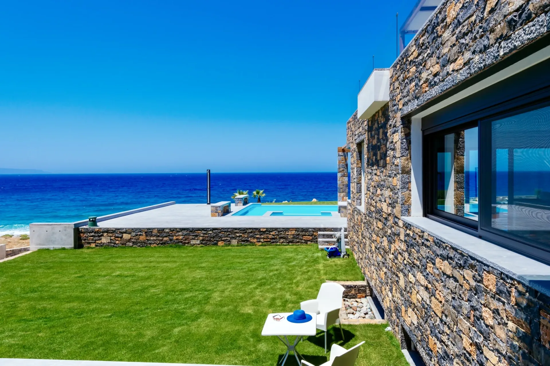 sothebys-greece-solmare-2023-11-30_11-13-38_096674-2048×1363-1 Solmare – House in Sitia