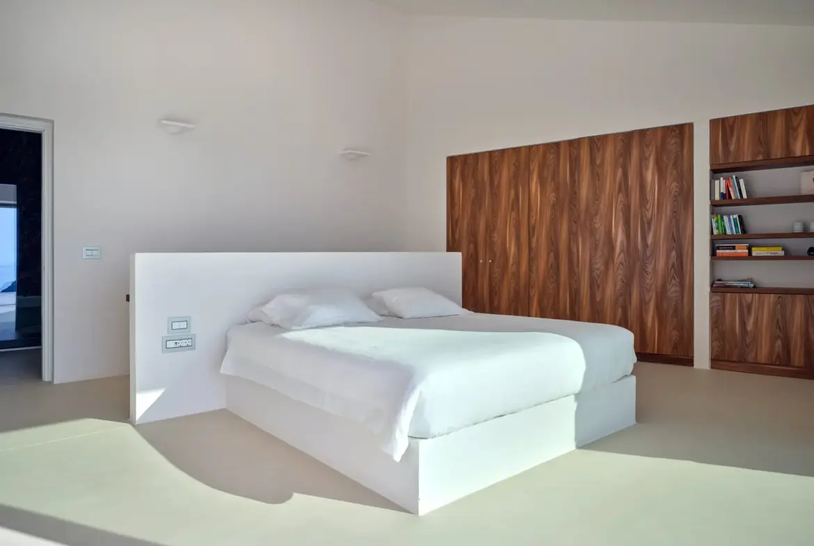 Stemma – House in Syros