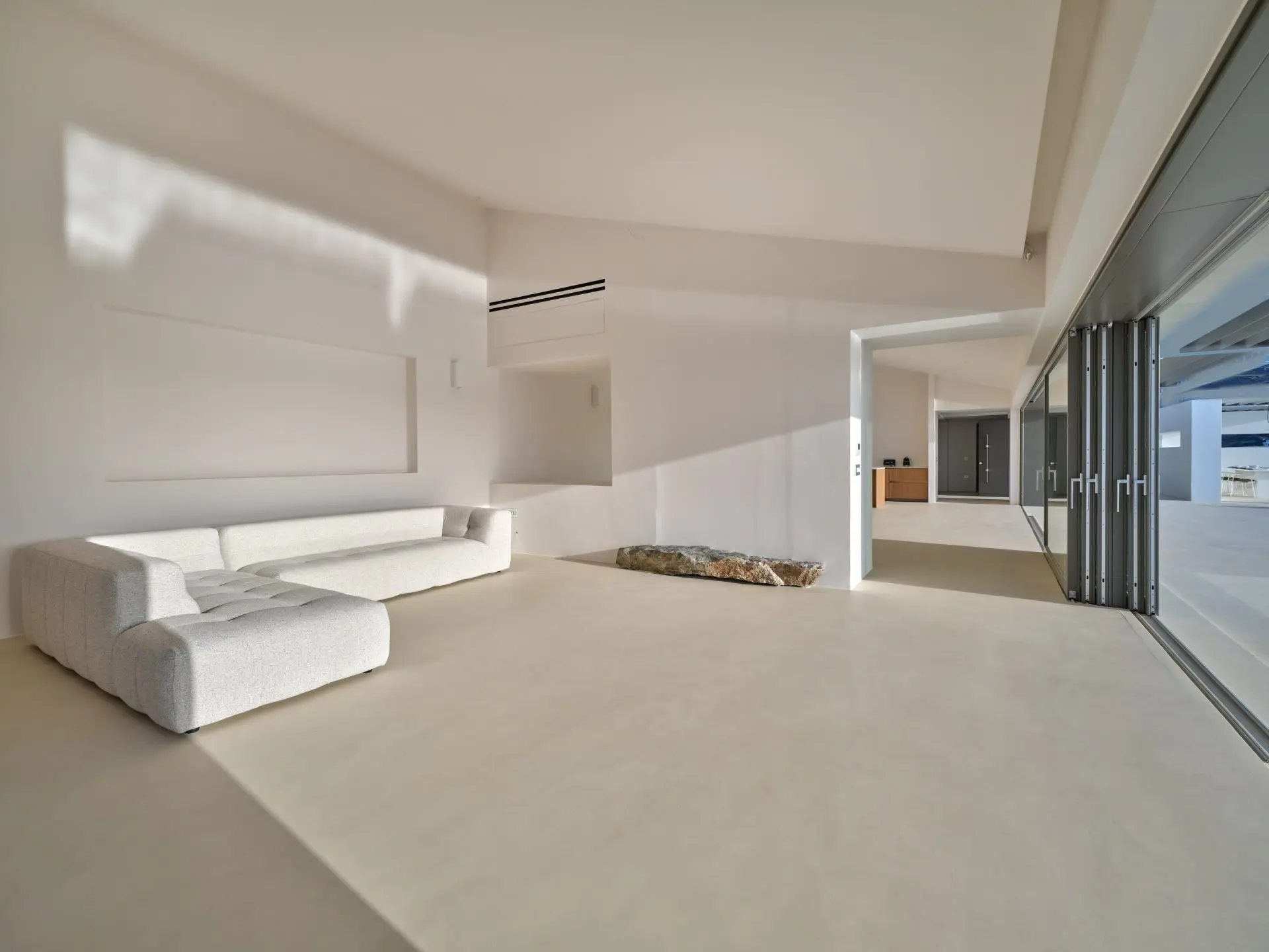 sothebys-greece-stemma-2024-12-20_12-00-23_649533 Stemma – House in Syros