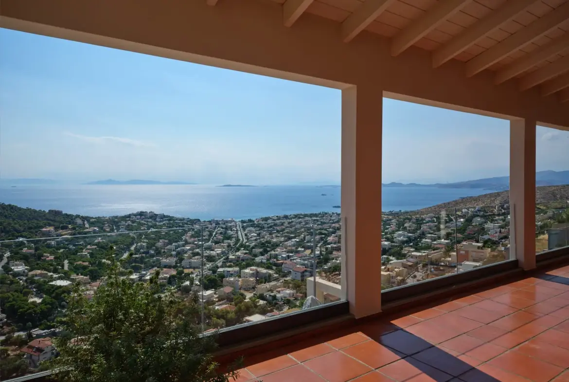 Helora – House in Saronida
