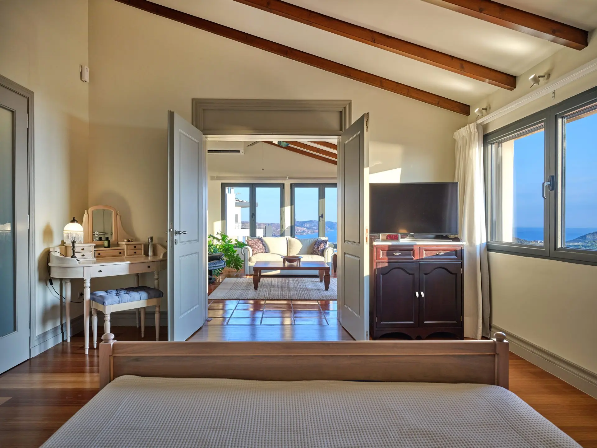 sothebys-greece-sunglow-2026-07-17_20-43-33_176526 Helora – House in Saronida