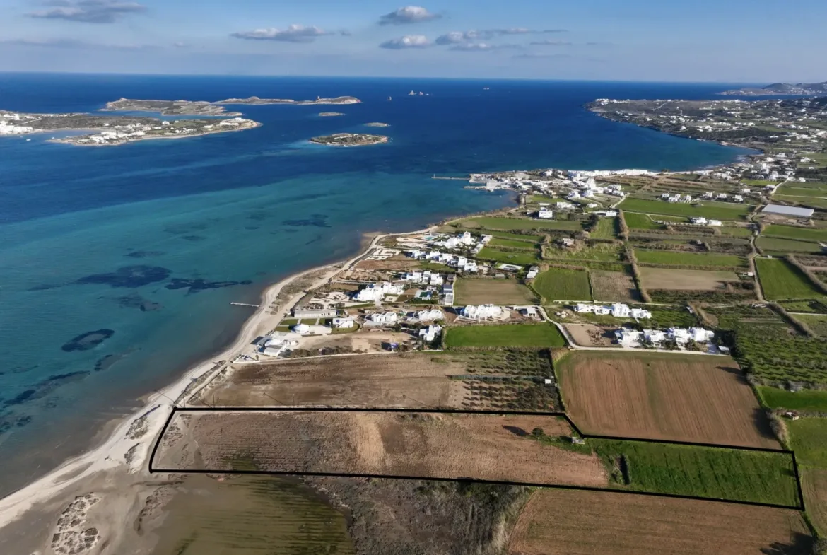 Sunset Coast – Land in Paros