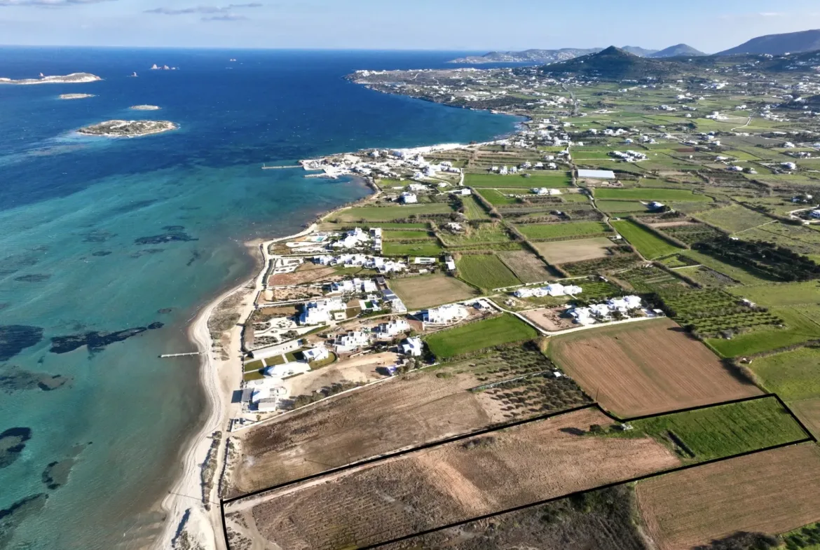 Sunset Coast – Land in Paros