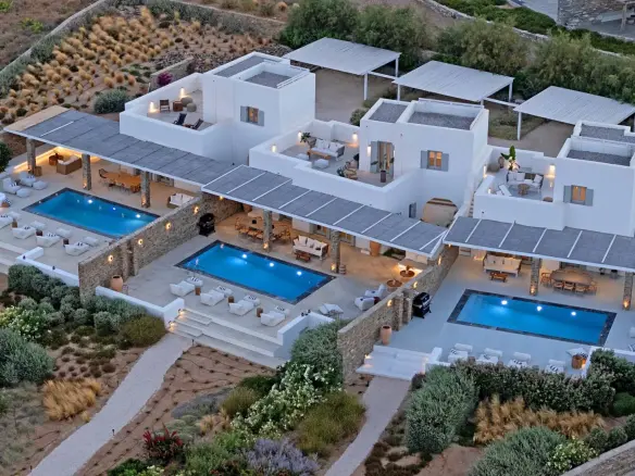 Supremes – House in Antiparos