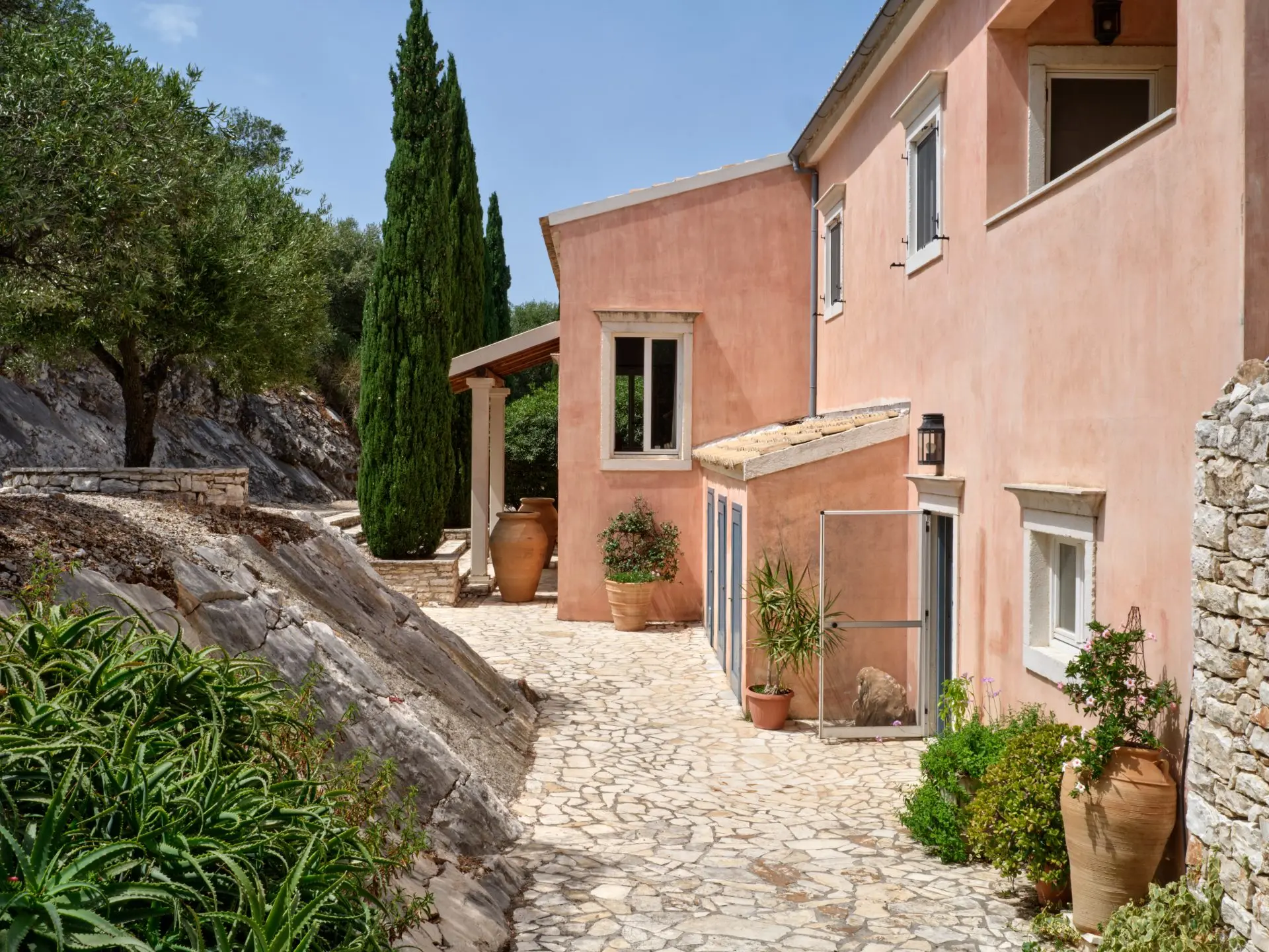 sothebys-greece-the-grand-estate-2026-04-01_15-08-25_079732 Linamia – House in Corfu
