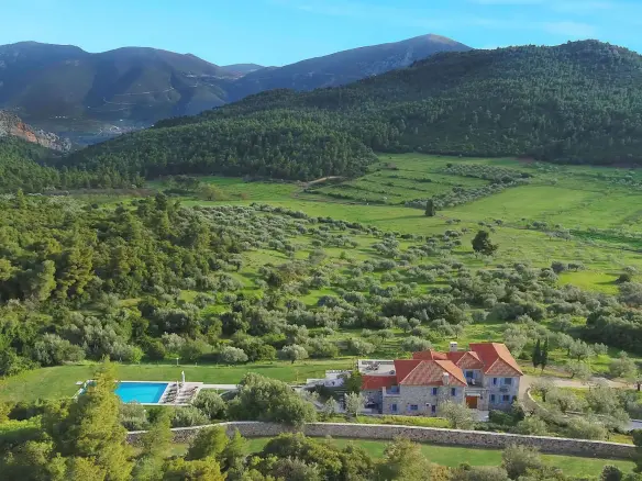 Vallea – House in Argolida