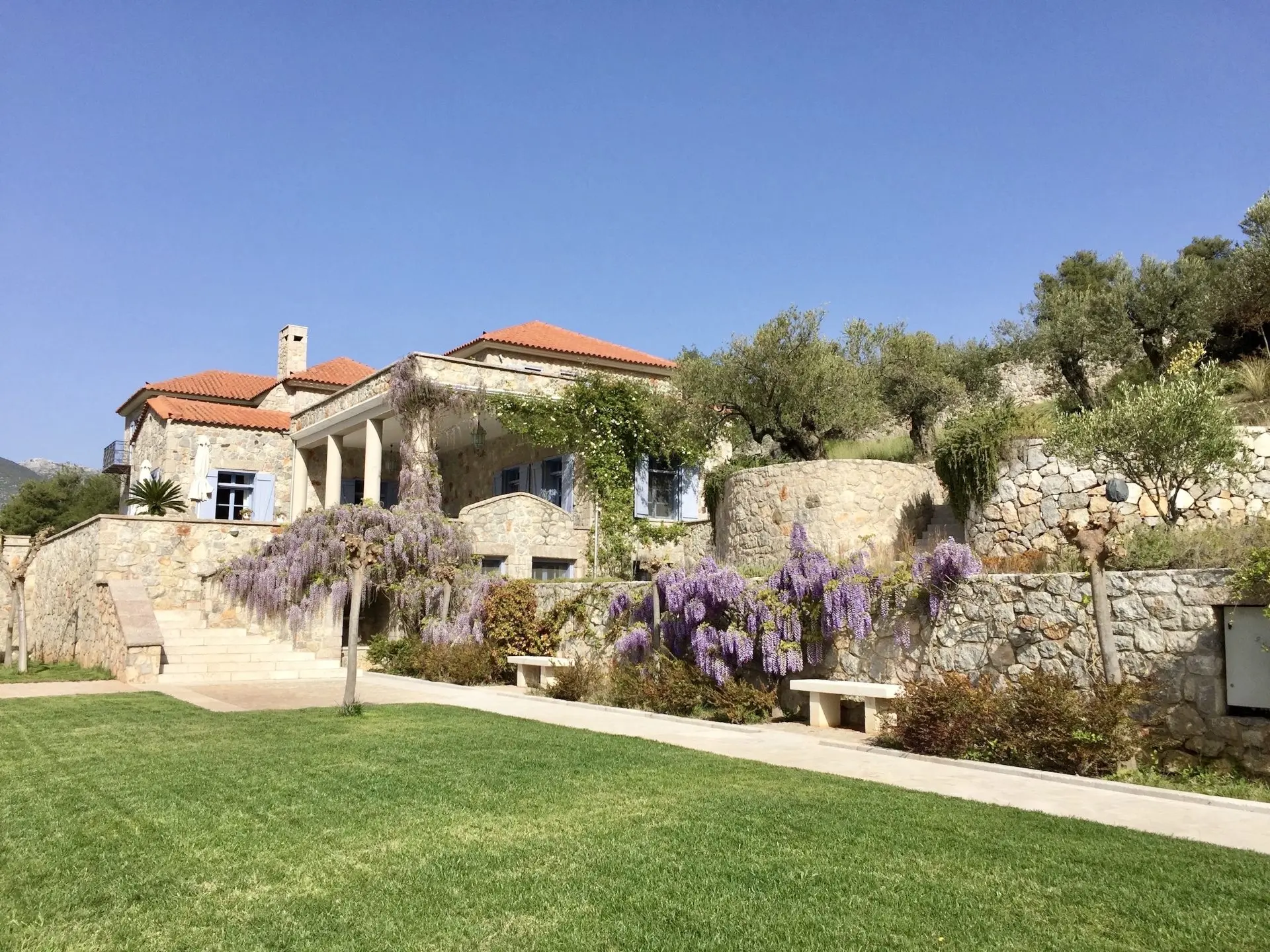 Vallea – House in Argolida