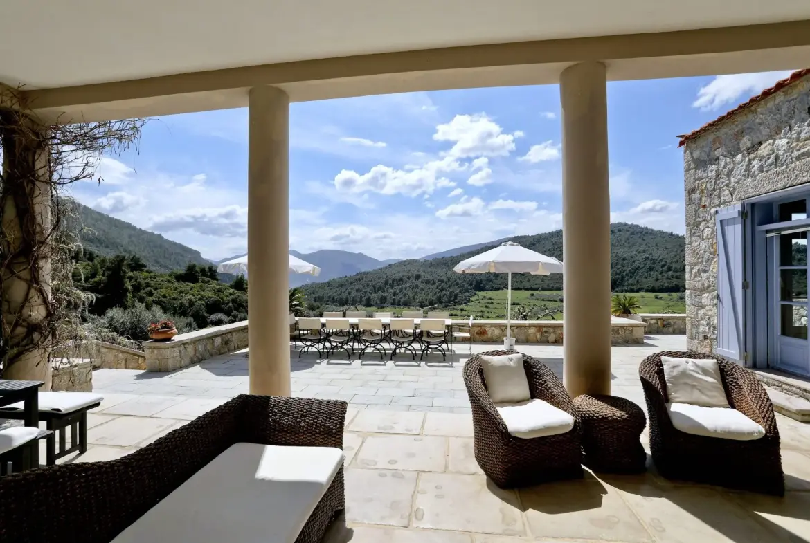Vallea – House in Argolida