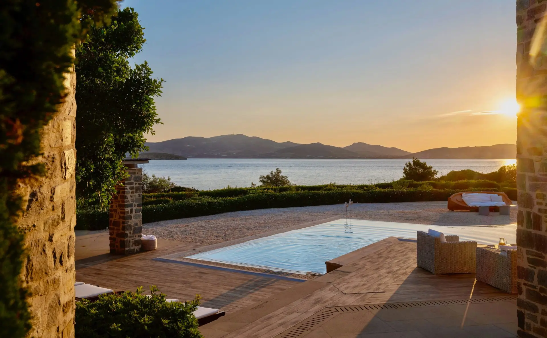 Whispers of the sea – House in Paros