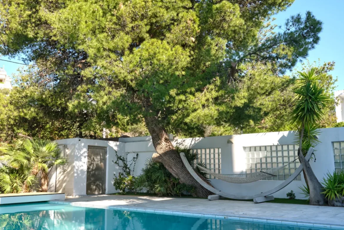 White Lilly – House in Vouliagmeni
