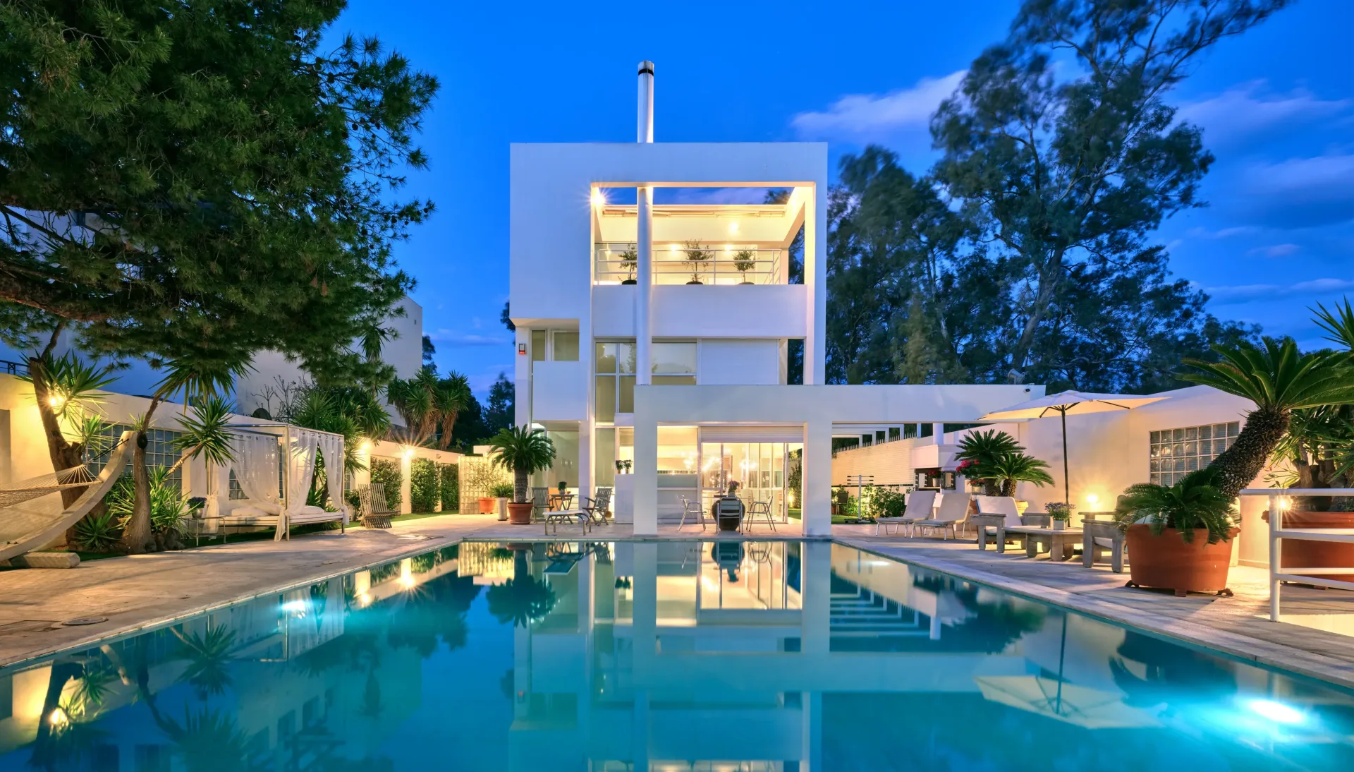 White Lilly – House in Vouliagmeni