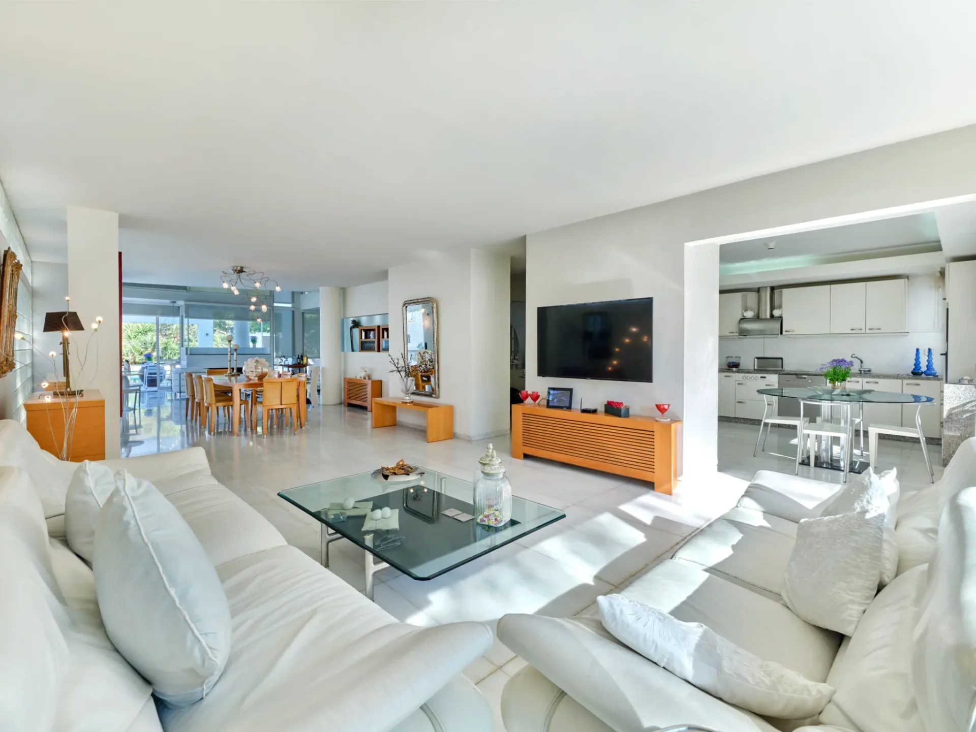 White Lilly – House in Vouliagmeni