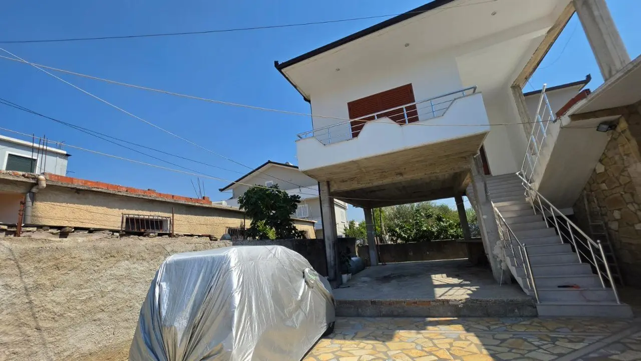 2 Private Houses For Sale In Vlore Albania